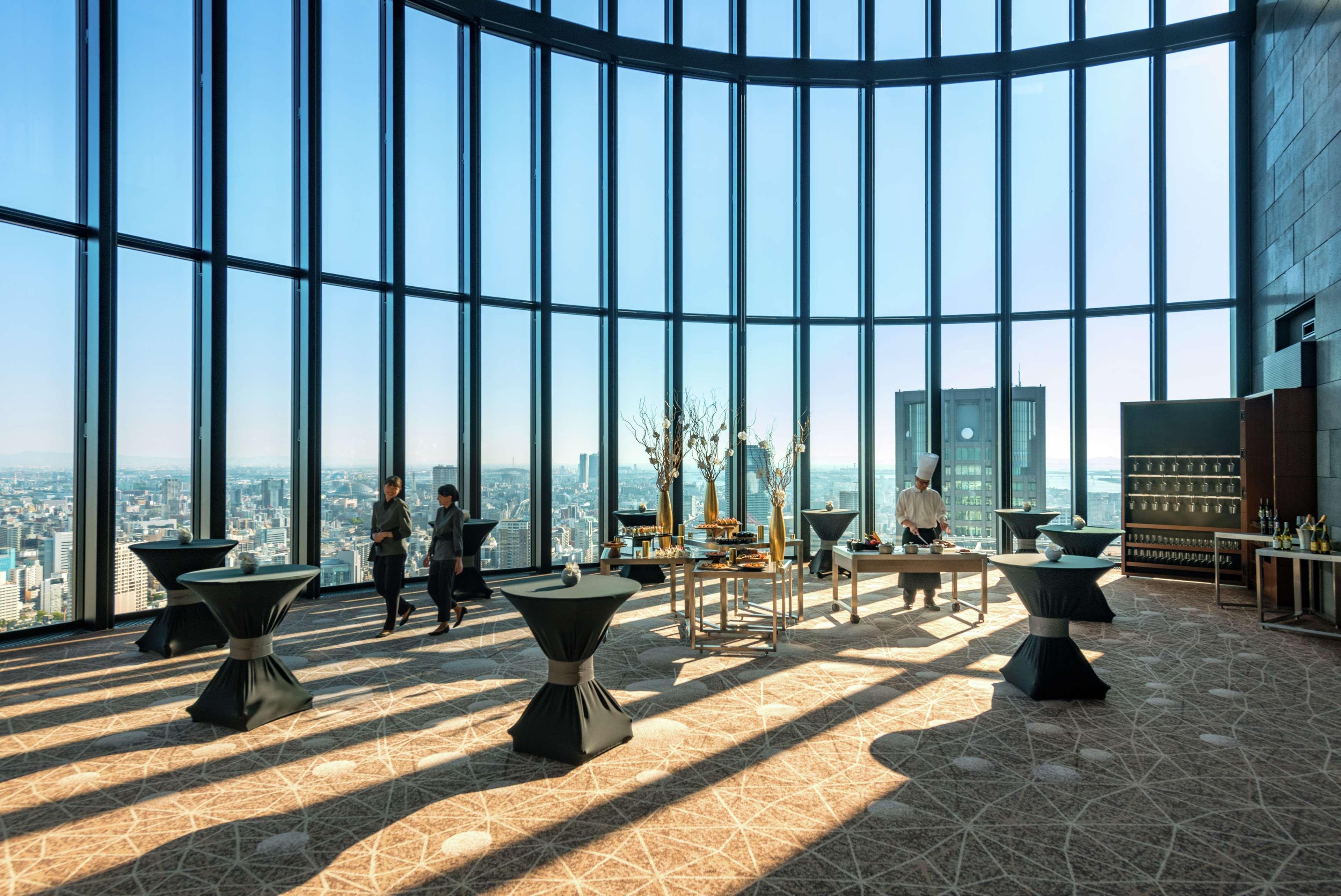 Conrad 5* Ōsaka