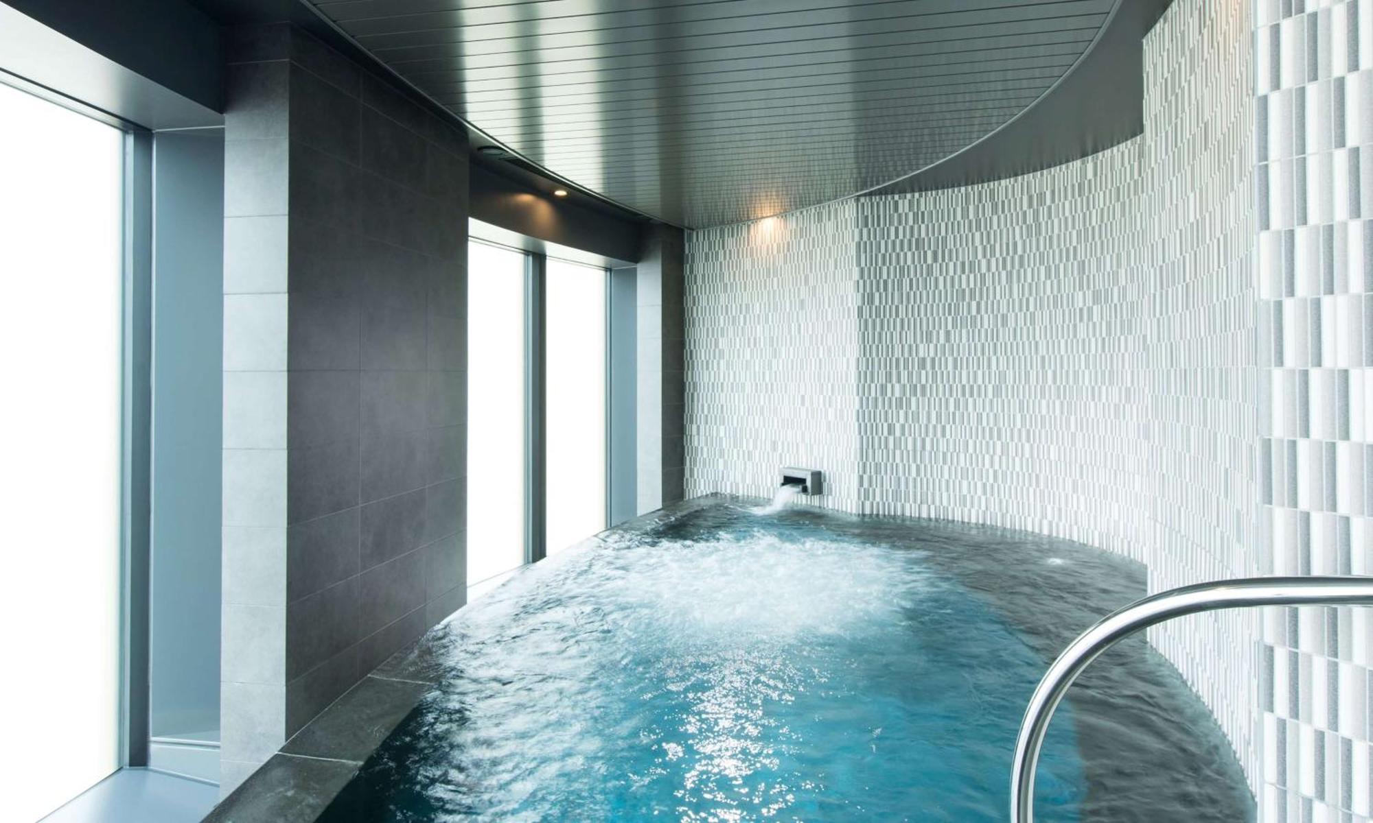 Conrad Hotel Ōsaka