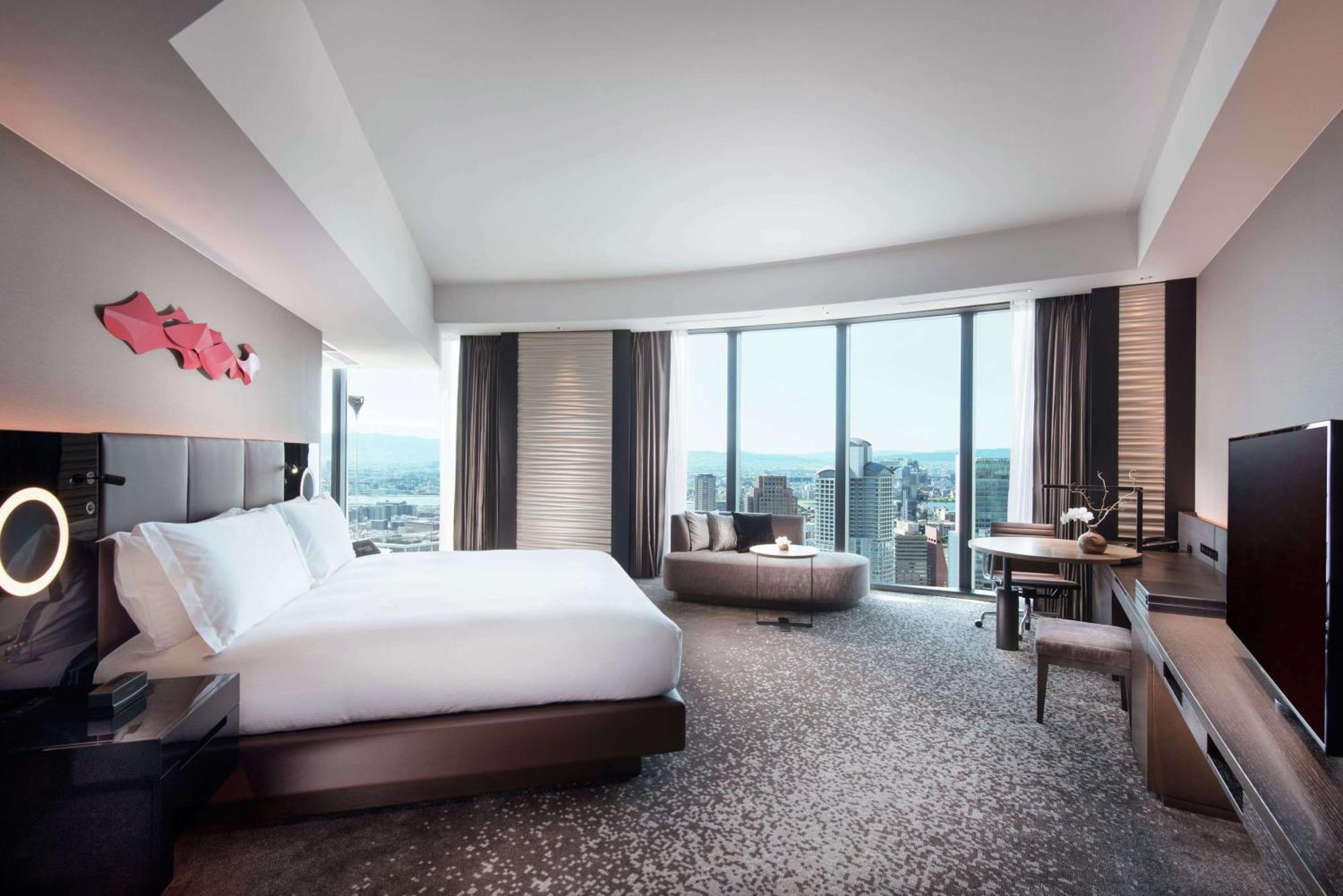 Hotel Conrad Ōsaka