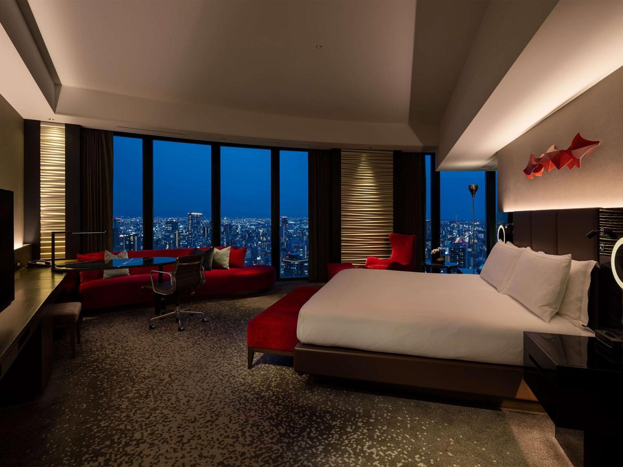 Conrad 5* 大阪
